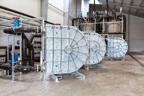 3 bombas peristalticas conectadas al piping de la empresa